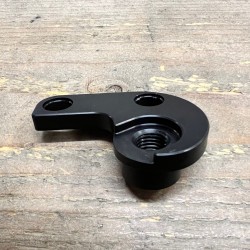 Avaghon slider thru axle
